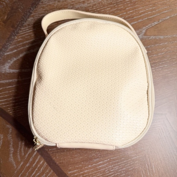 BVLGARI: Beige & "Logo", Travel/Cosmetic Bag - Picture 1 of 9